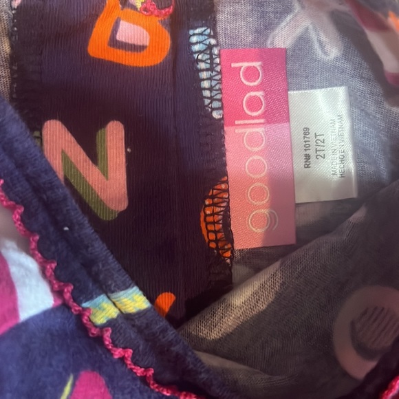 Set of 3 Little Girl’s Dresses! 2 Brand New Old Navy Dresses-and Goodlad Dress - Picture 5 of 7